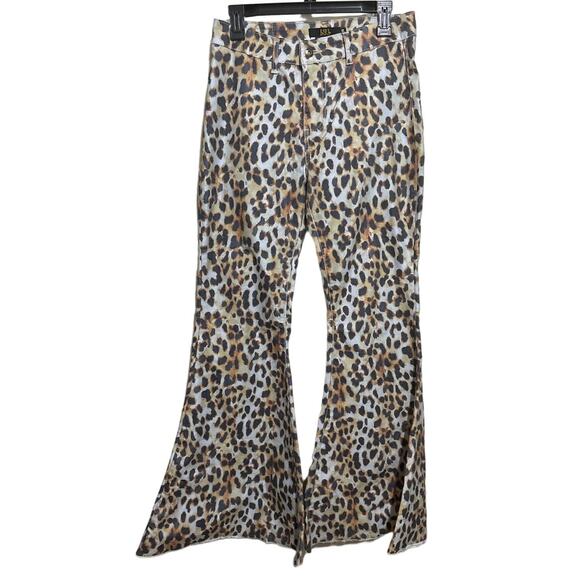 Lucky & Blessed L&B Cheetah Leopard Print Flare Wide Leg Pants Jeans 8 - Picture 2 of 5
